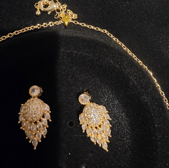 21kgp Duabi Jewlery - Elegant Gold Jewelry Set - Picture 7 of 17